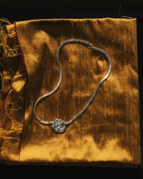 gardenia necklace 02.jpg