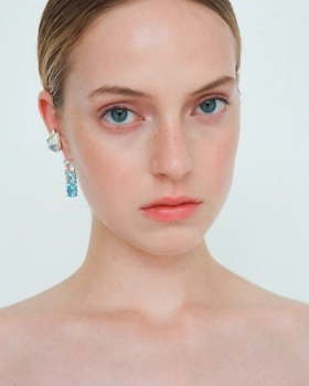dream earrings.jpg
