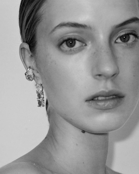 Dream earrings6.jpg